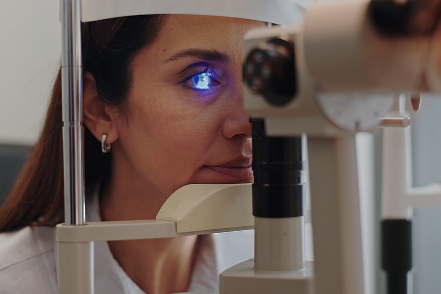How-it-works-2-lens-replacement-Hadi-Kjærbo-Scandinavian-Eye-Center-Hellerup
